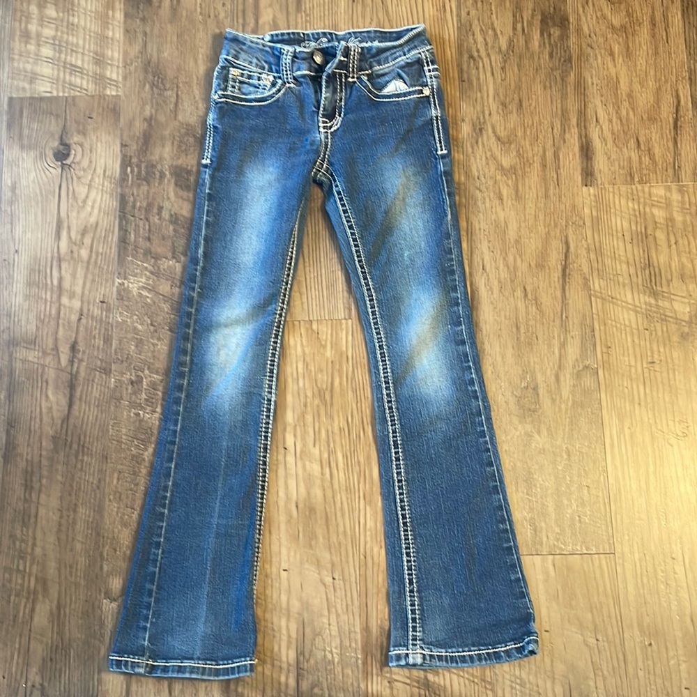 Wired heart girls size 7